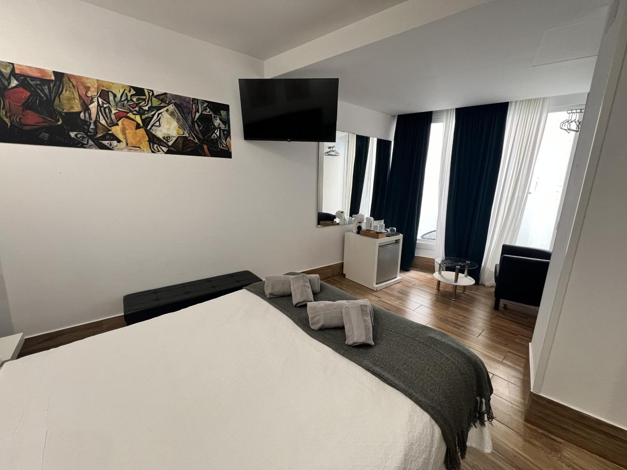 Ilustre Rooms Malaga Exterior photo
