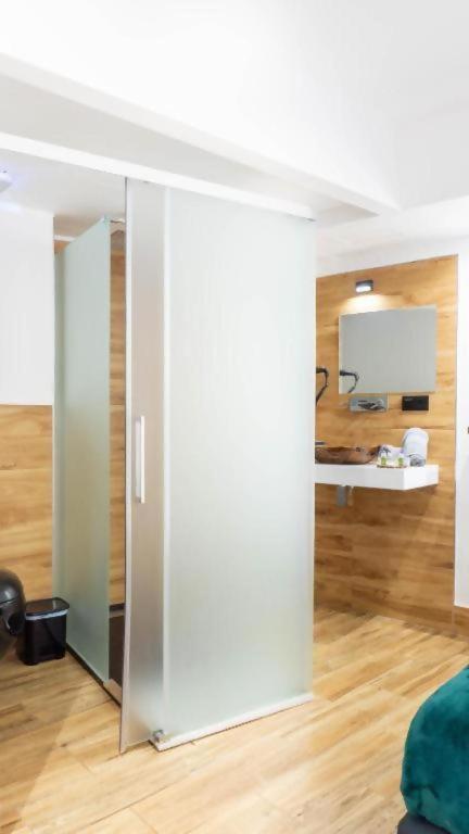Ilustre Rooms Malaga Room photo