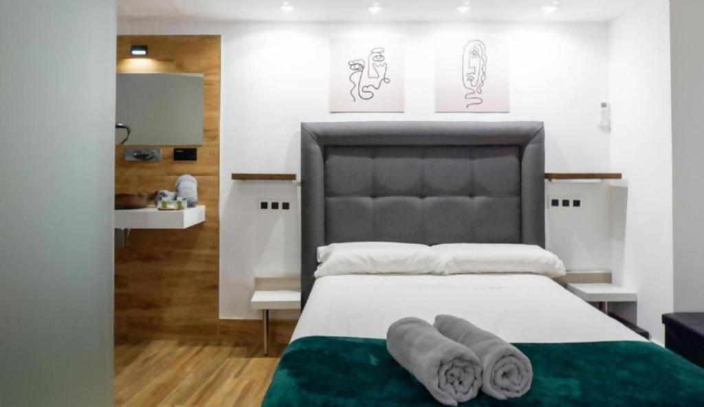 Ilustre Rooms Malaga Room photo